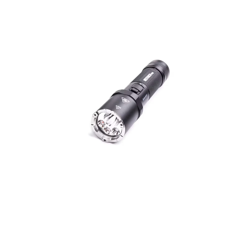 NEXTORCH P09 - 2000 Lumen Multifunktion-LED-Taschenlampe