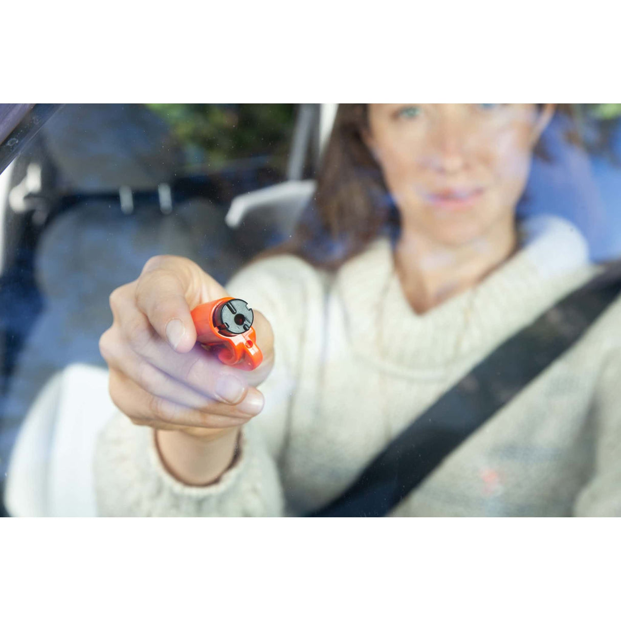 Resqme Notfallhammer Federkörner