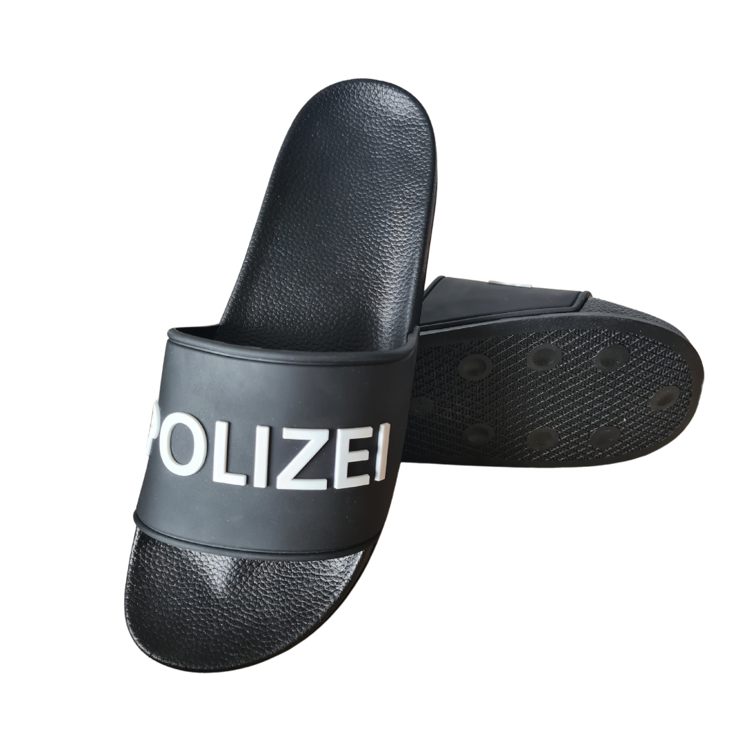 Polizei Badelatschen
