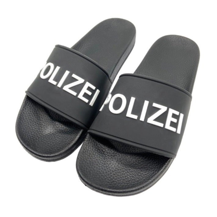 Polizei Badelatschen